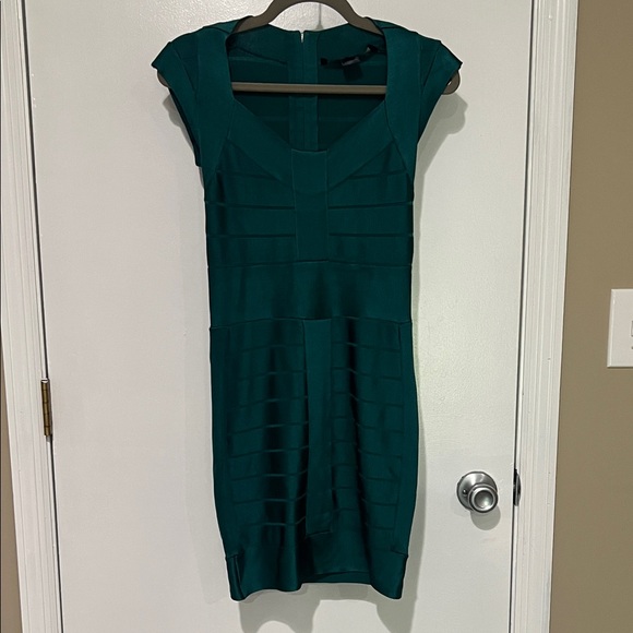French Connection Green Cap Sleeve Mini Bandage Dress - Picture 1 of 5